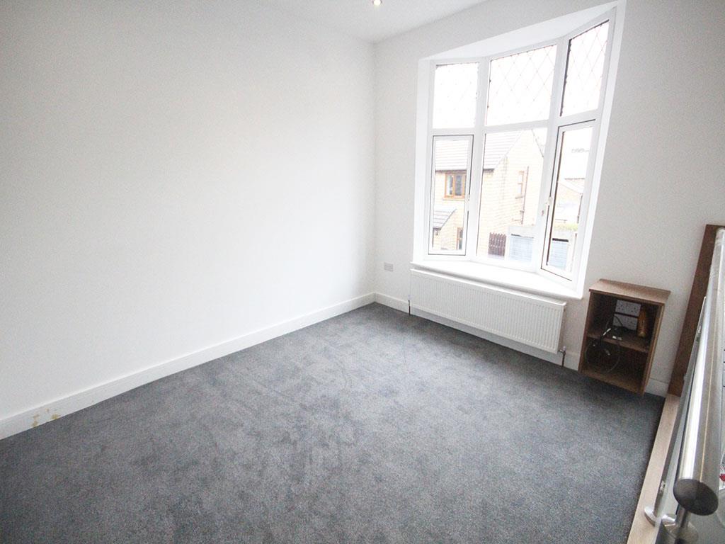 3 bedroom terraced house To Let in Barnoldswick - IMG_3596.jpg